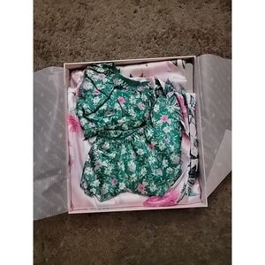 VICTORIA'S SECRET Very Sexy 4-Piece Silk Gift Set w/ Tags, Small